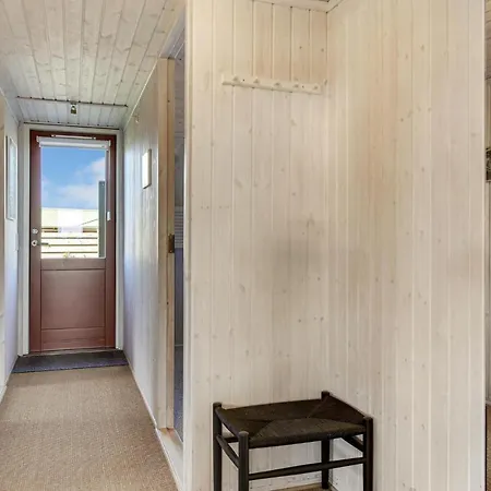 Сasa de vacaciones 3 Bedroom Lovely In Broager