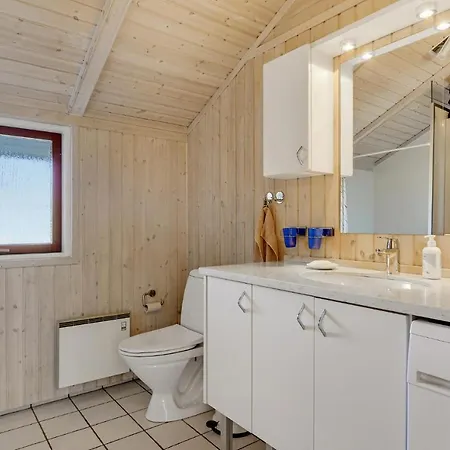 3 Bedroom Lovely In Сasa de vacaciones